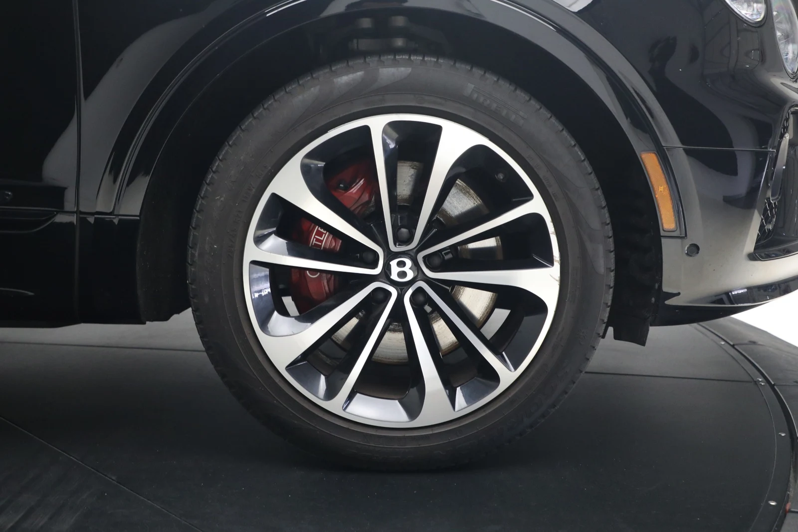 2022 Bentley Bentayga V8, 16/20