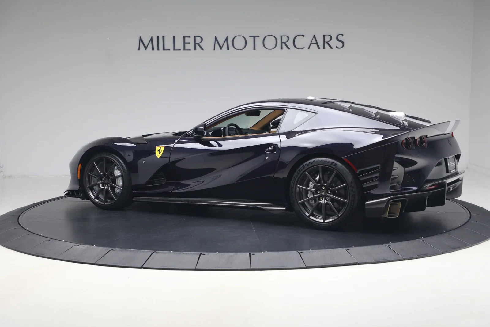2022 Ferrari 812 Competizione, 4/20