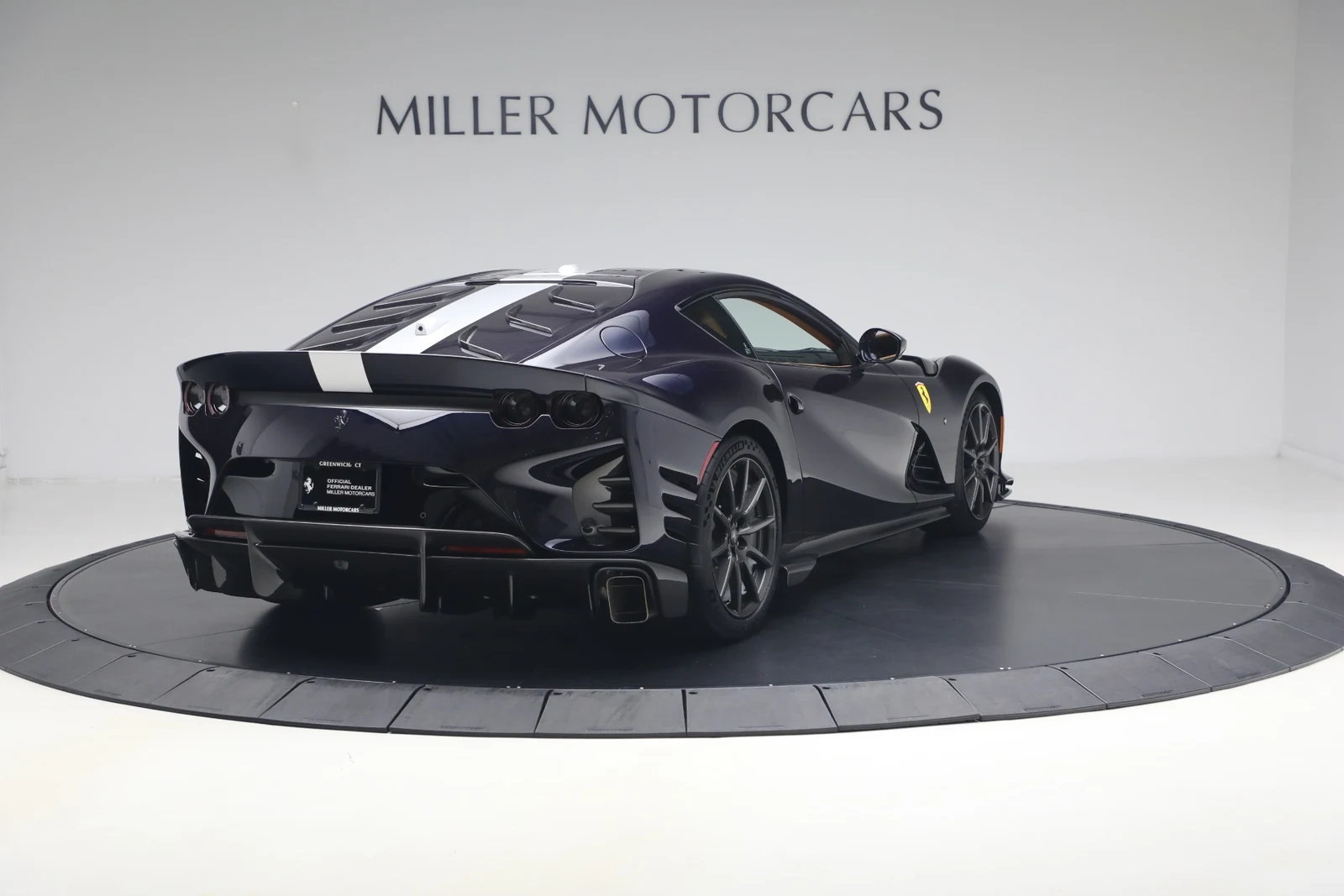 2022 Ferrari 812 Competizione, 7/20
