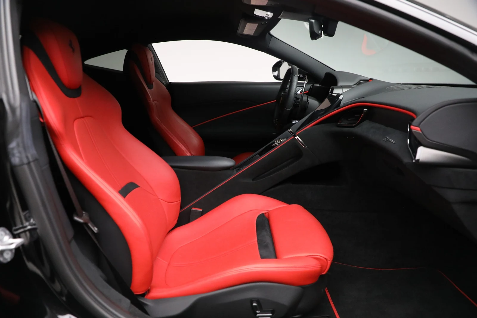2022 Ferrari Roma Coupé, 19/20