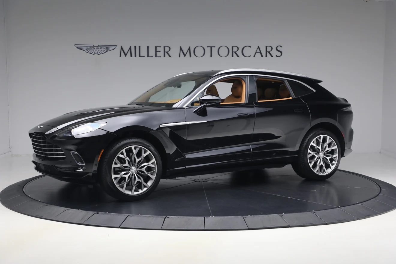 2021 Aston Martin DBX V8, 2/20