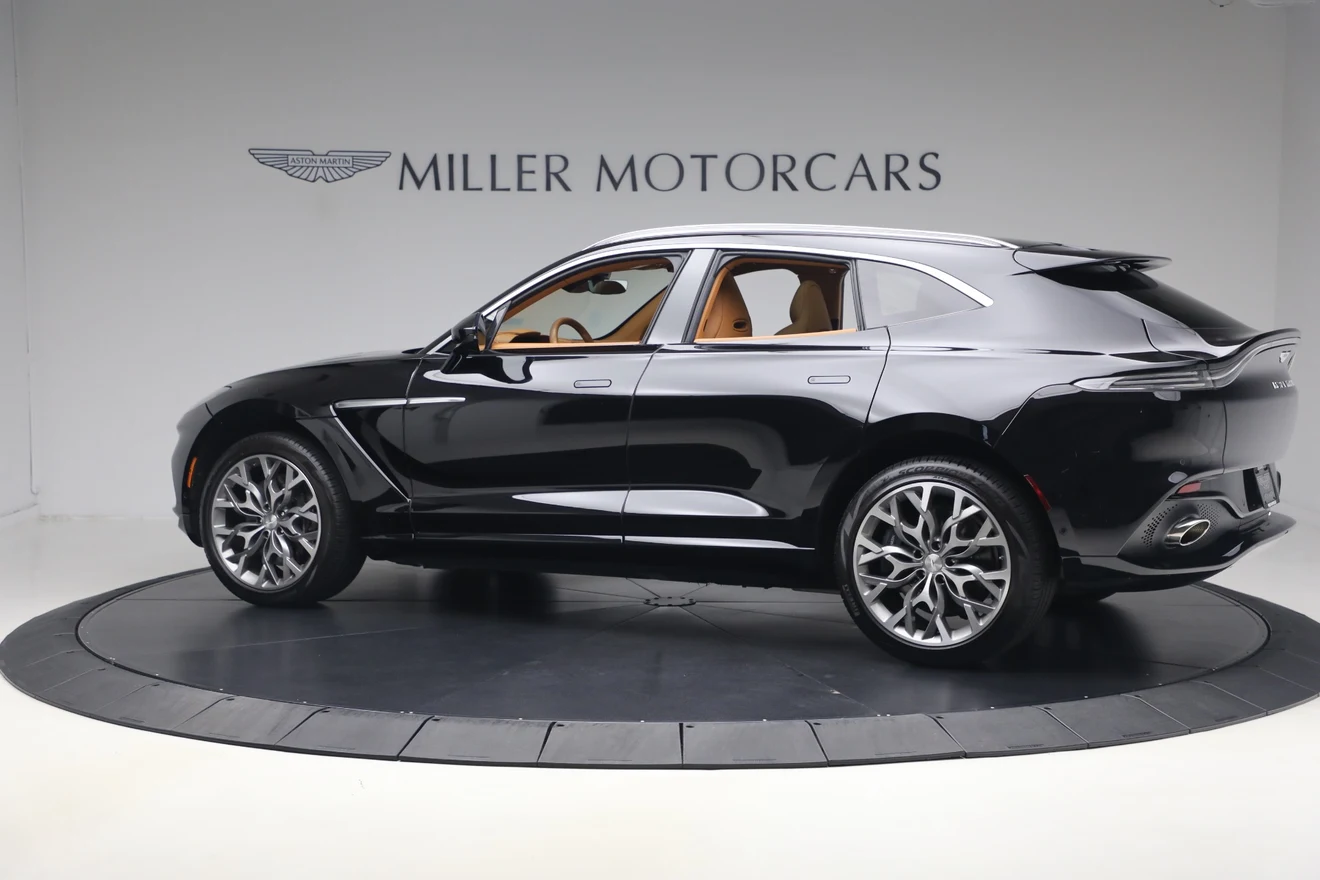 2021 Aston Martin DBX V8, 4/20
