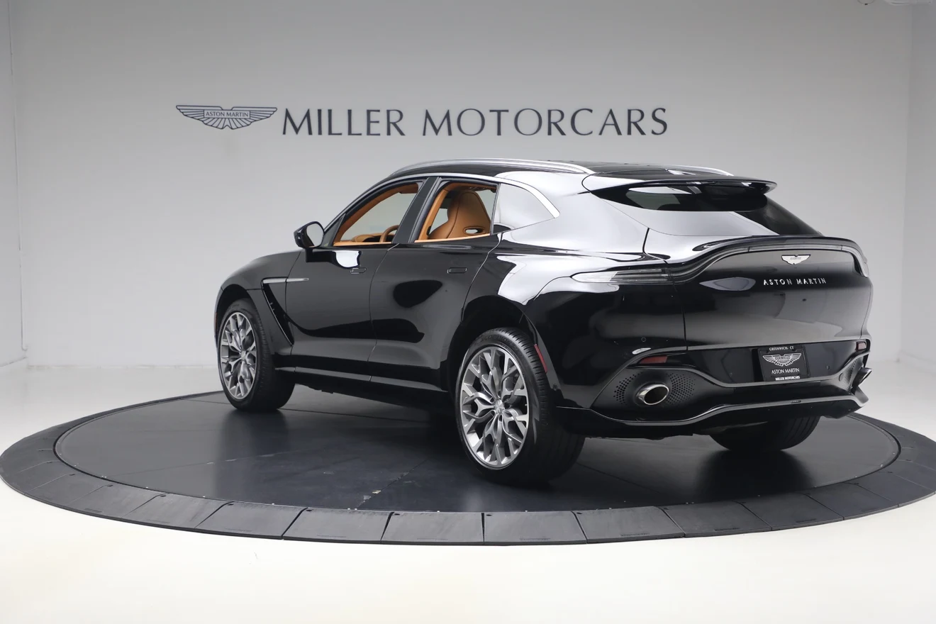 2021 Aston Martin DBX V8, 5/20