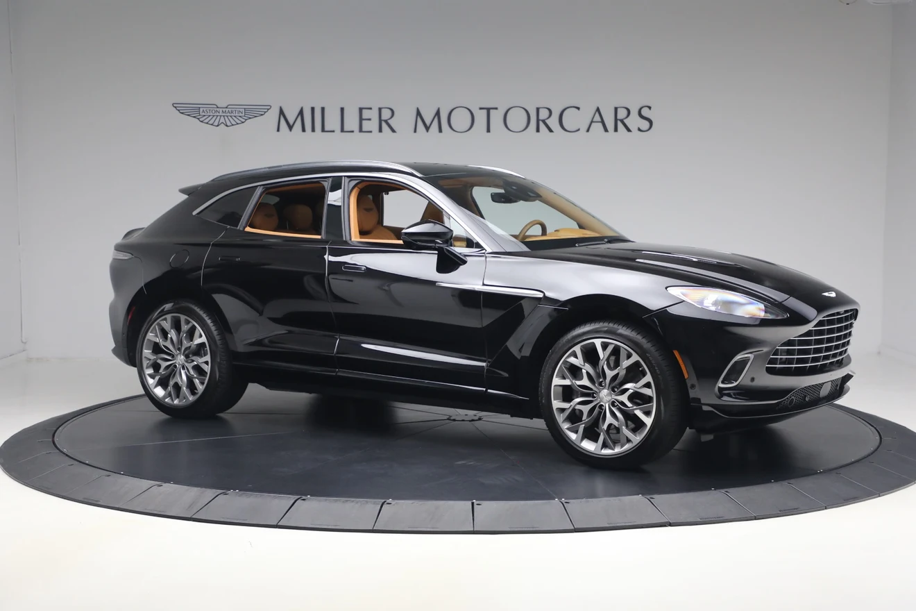 2021 Aston Martin DBX V8, 10/20