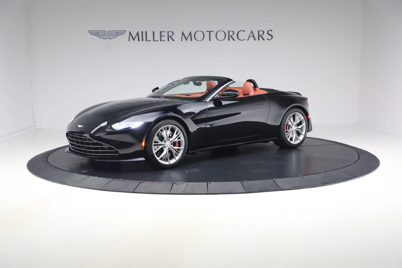 2021 Aston Martin Vantage (2018) Roadster, 2/20
