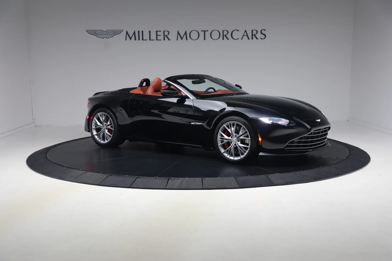 2021 Aston Martin Vantage (2018) Roadster, 10/20