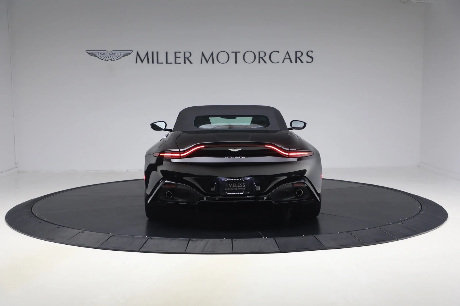 2021 Aston Martin Vantage (2018) Roadster, 18/20