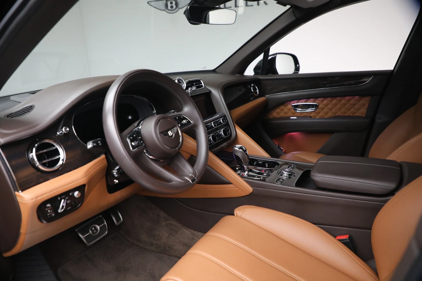 2021 Bentley Bentayga Speed, 19/20