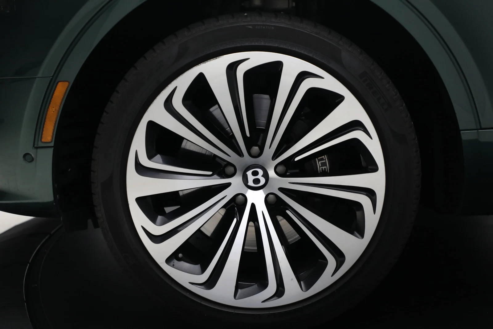 2021 Bentley Bentayga V8, 14/20