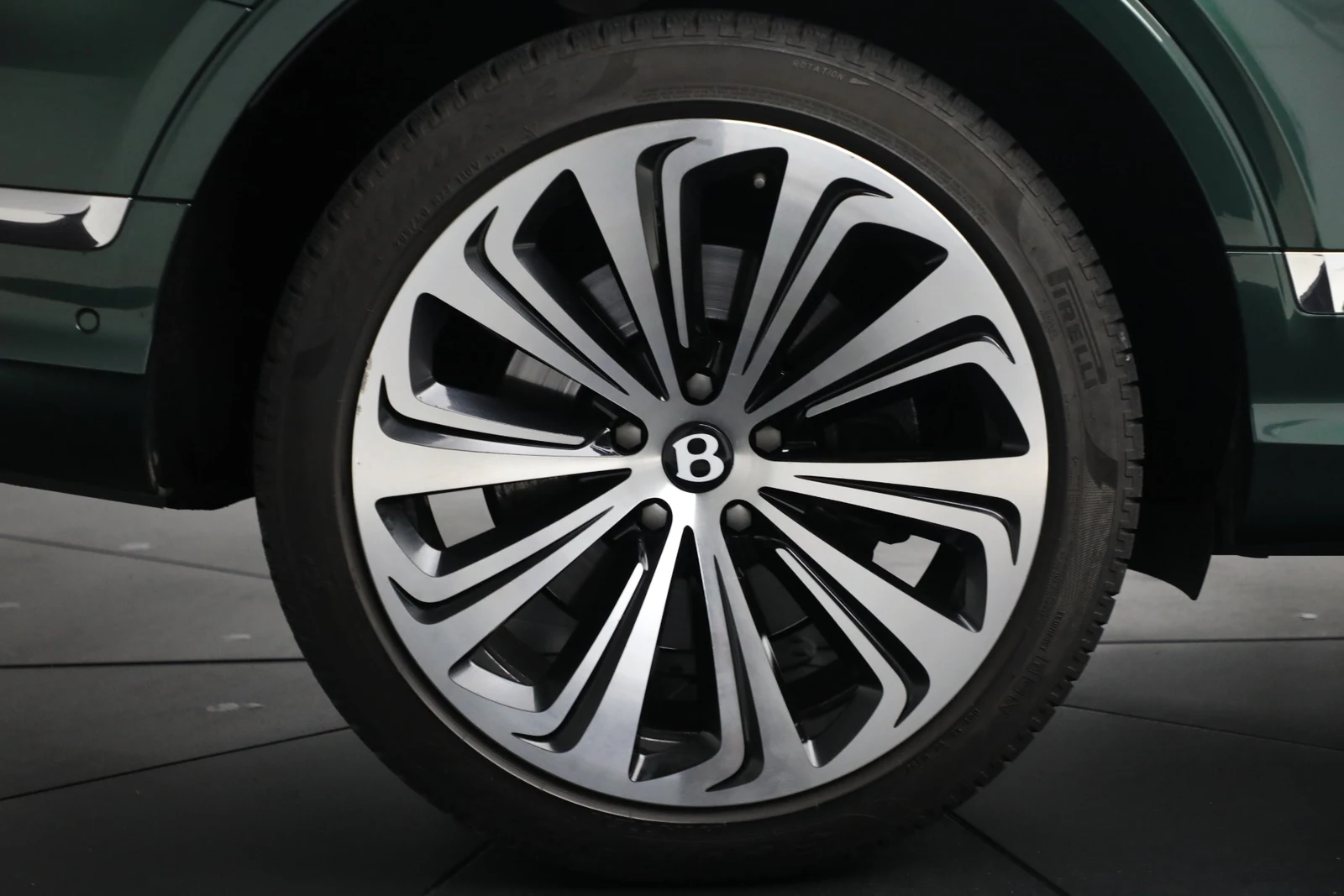 2021 Bentley Bentayga V8, 16/20