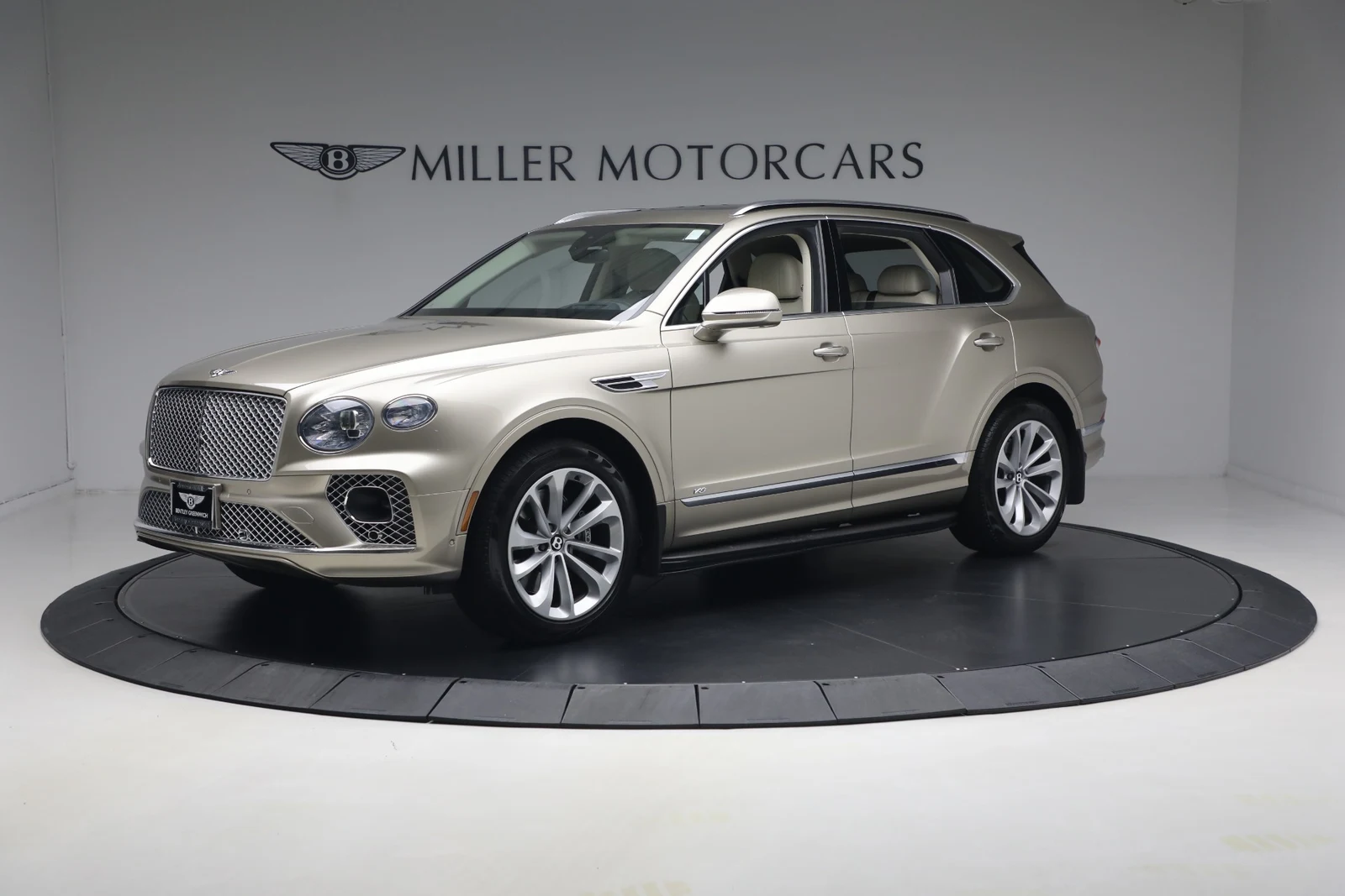 2021 Bentley Bentayga V8, 2/20