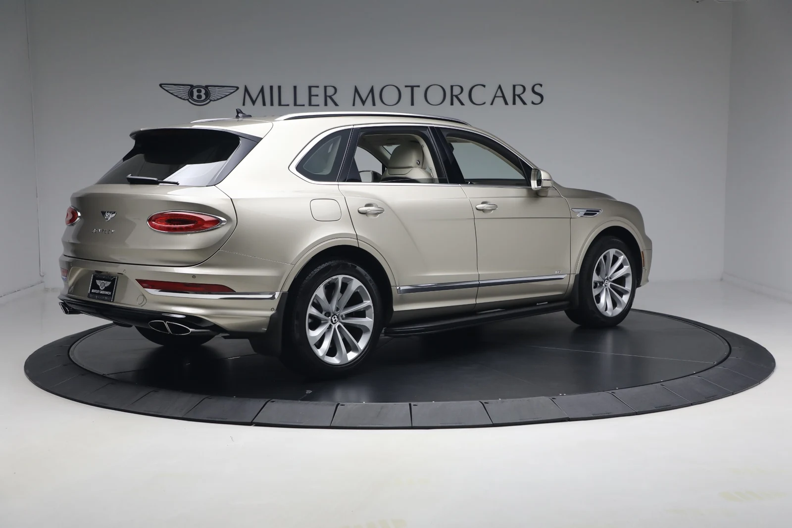 2021 Bentley Bentayga V8, 8/20