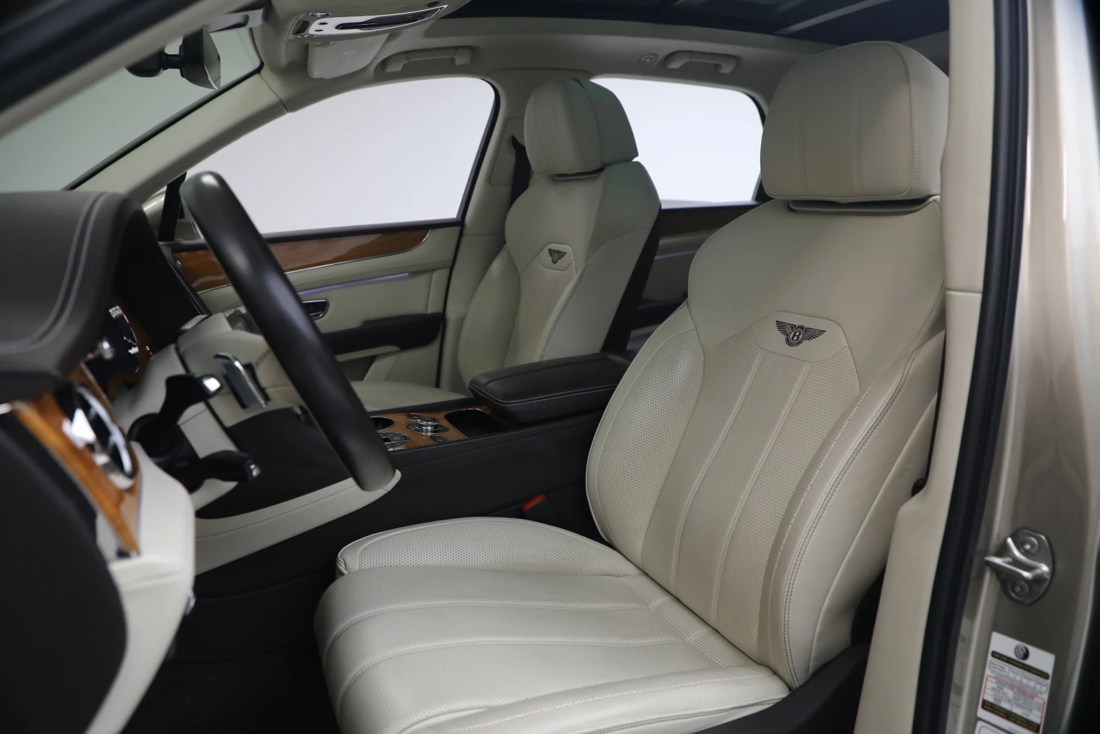 2021 Bentley Bentayga V8, 20/20