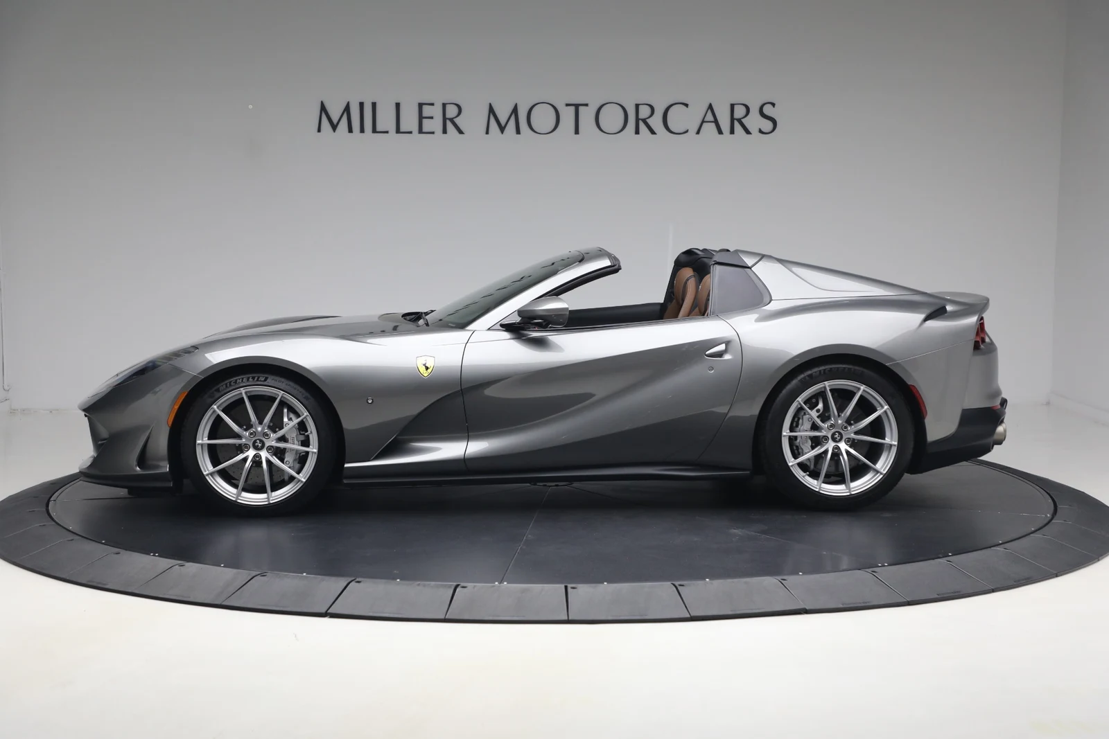 2021 Ferrari 812 GTS, 3/20
