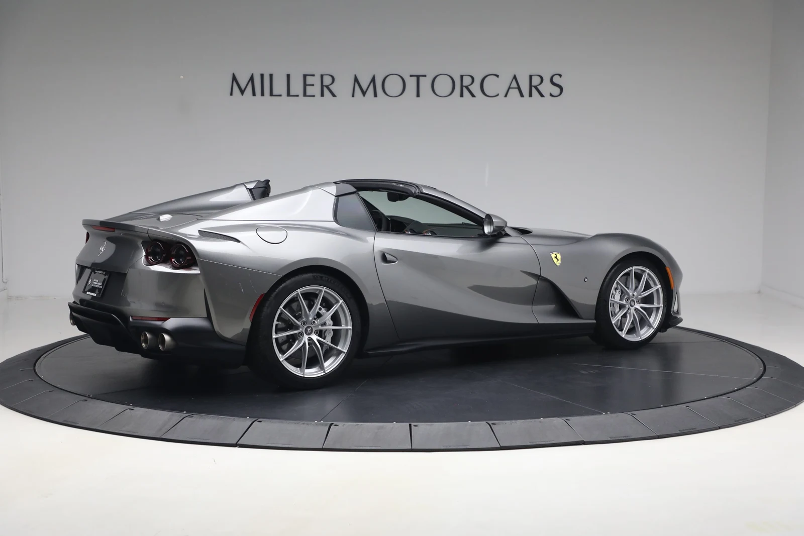 2021 Ferrari 812 GTS, 8/20