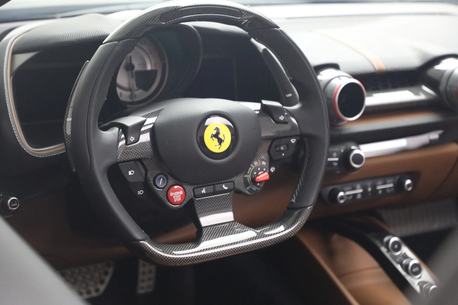 2021 Ferrari 812 GTS, 20/20