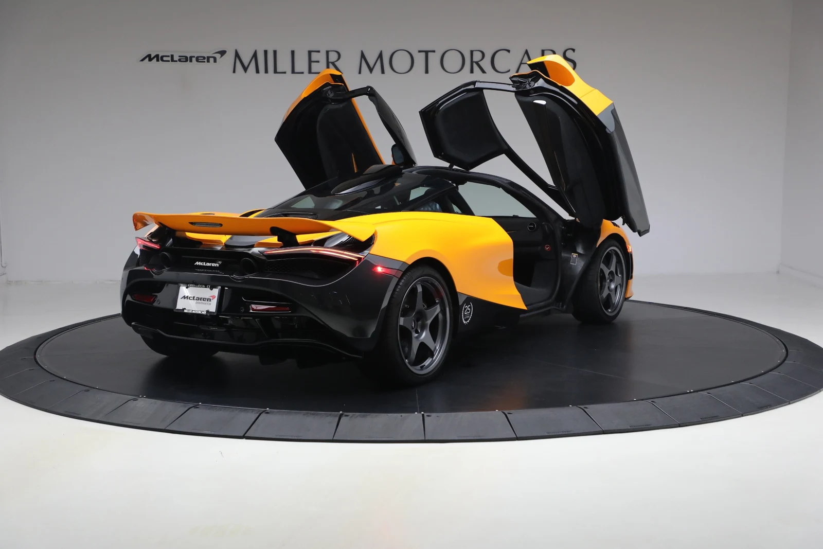 2021 McLaren 720S Le Mans, 17/20