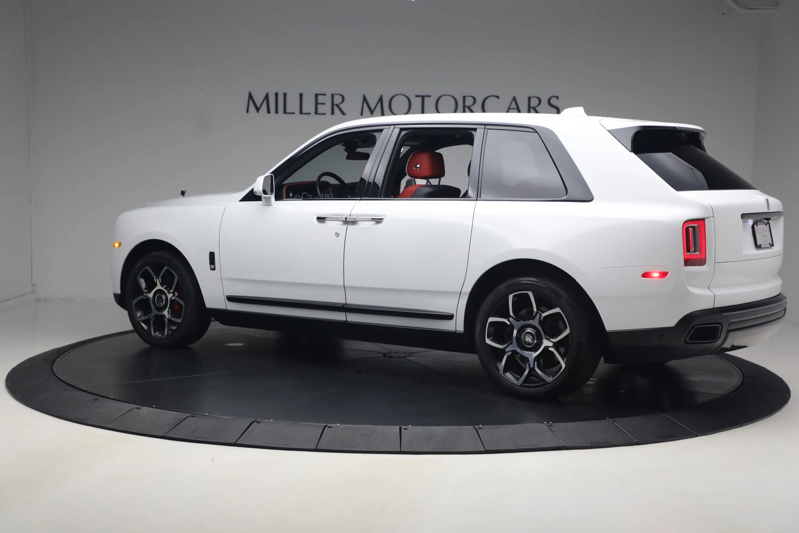 2021 Rolls-Royce Cullinan Black Badge, 6/20