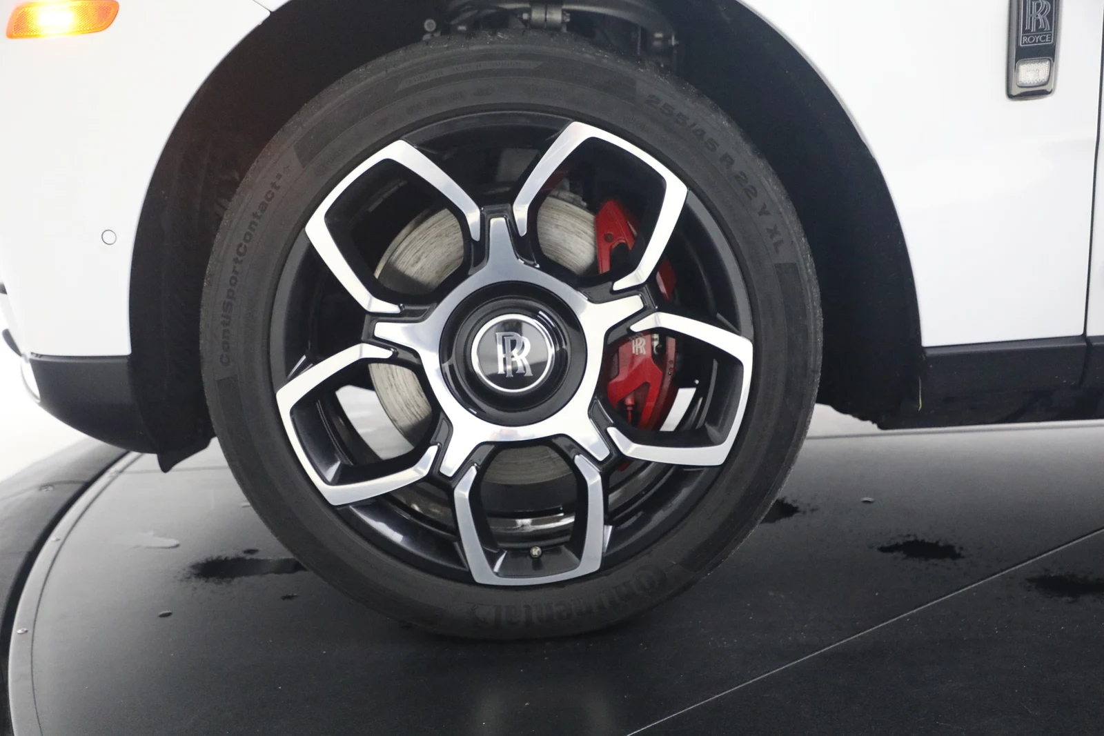 2021 Rolls-Royce Cullinan Black Badge, 14/20