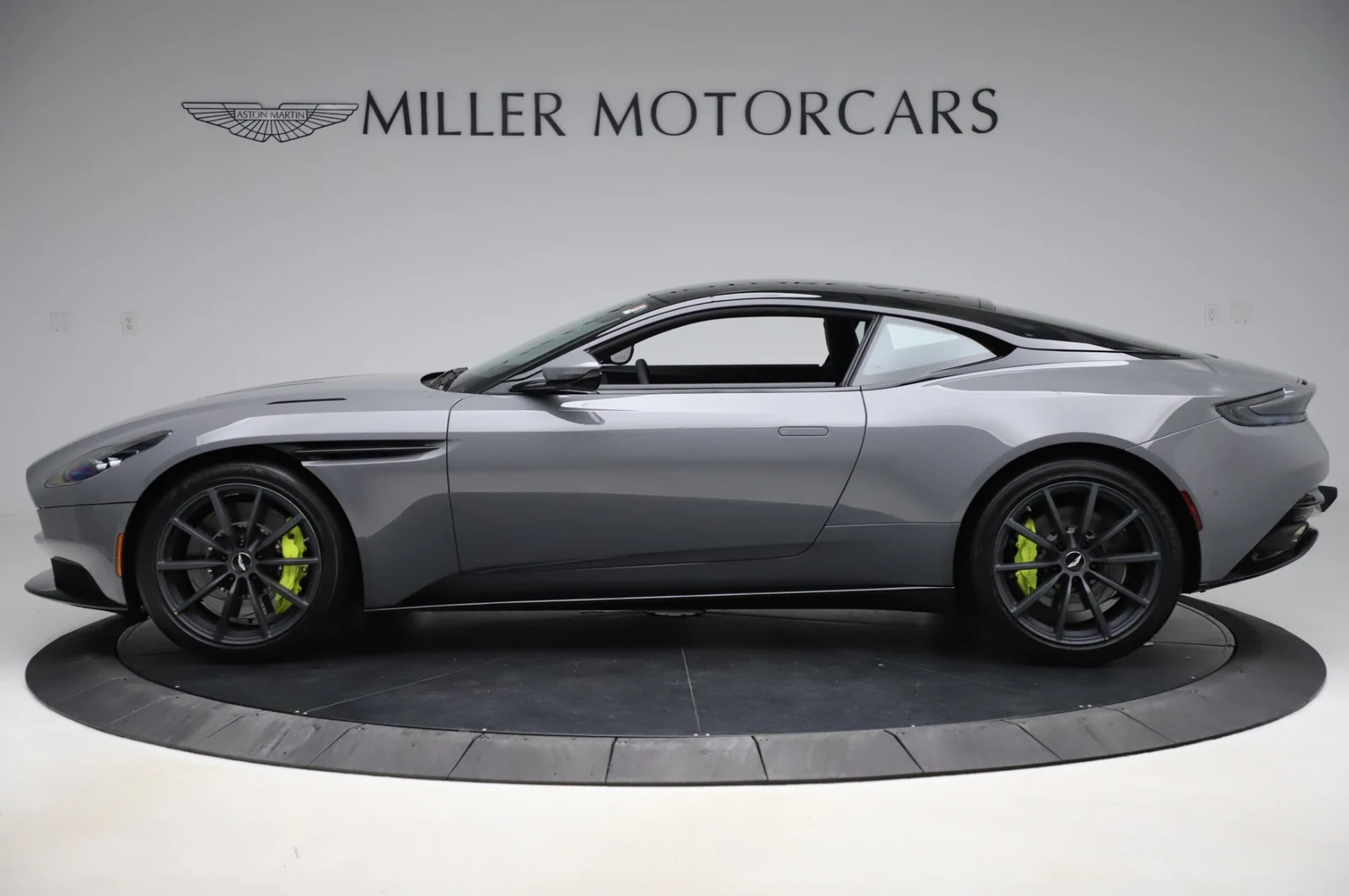 2020 Aston Martin DB11 AMR, 3/20
