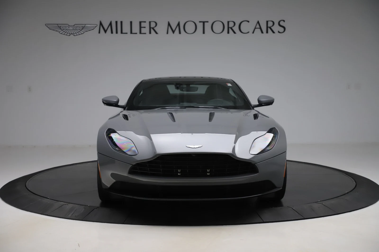 2020 Aston Martin DB11 AMR, 14/20