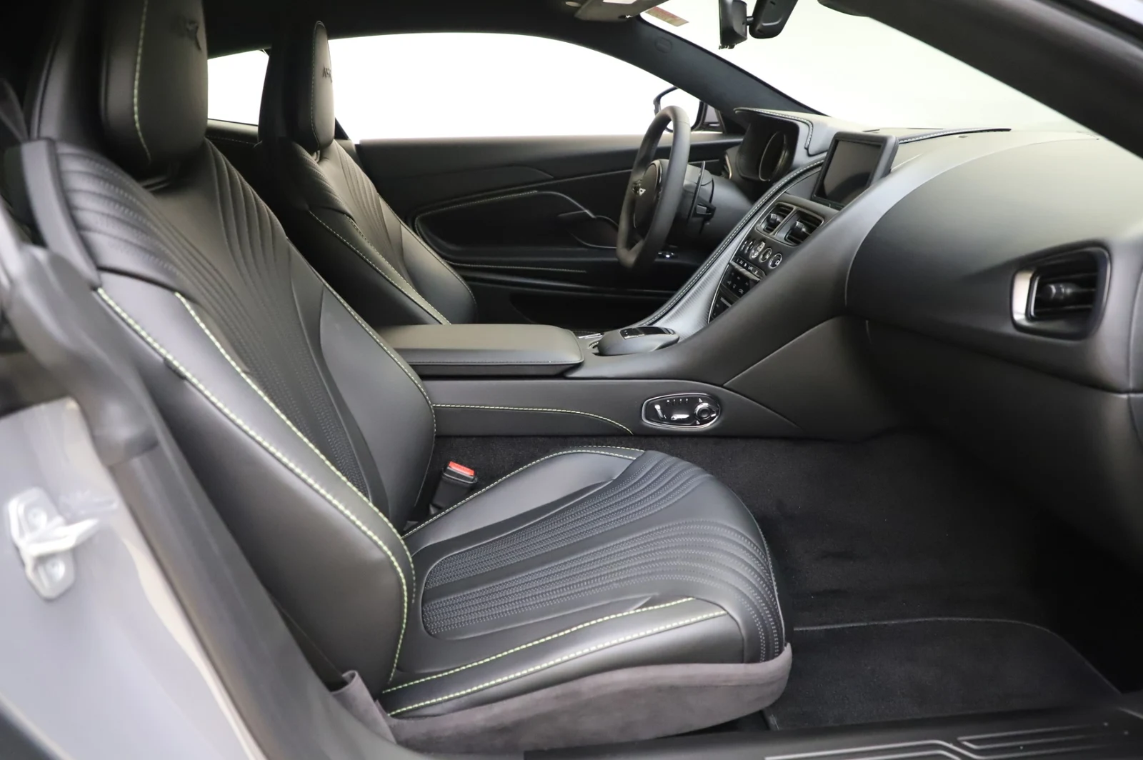 2020 Aston Martin DB11 AMR, 20/20
