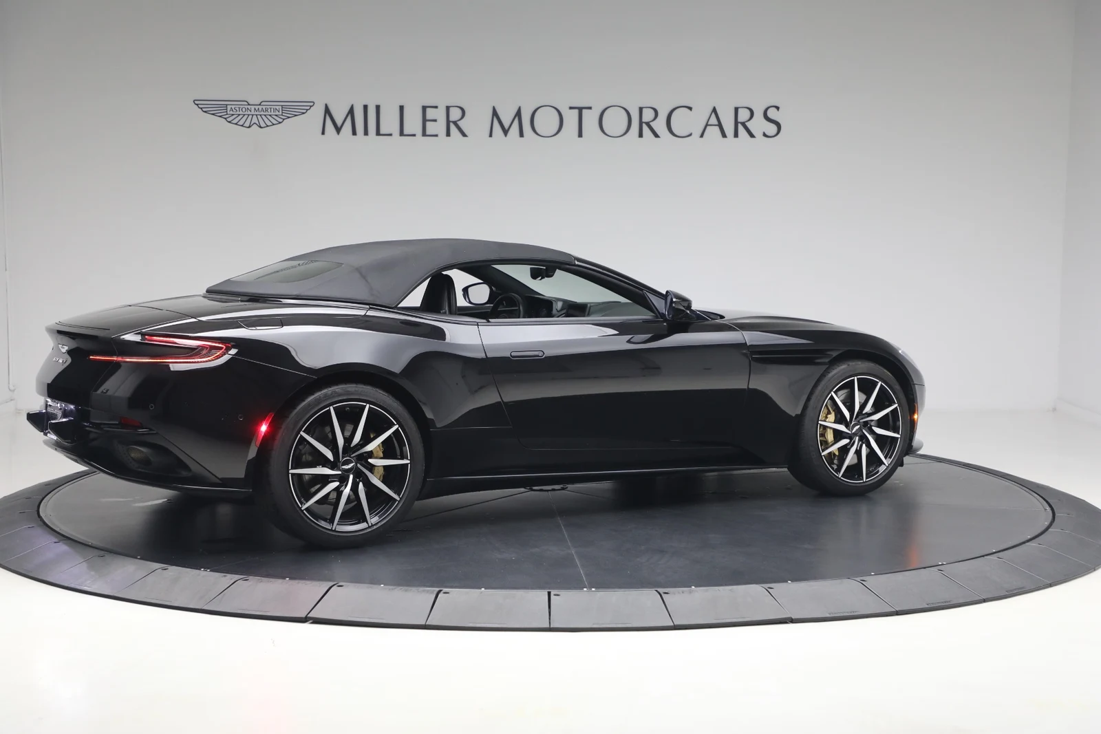 2020 Aston Martin DB11 Volante, 10/20