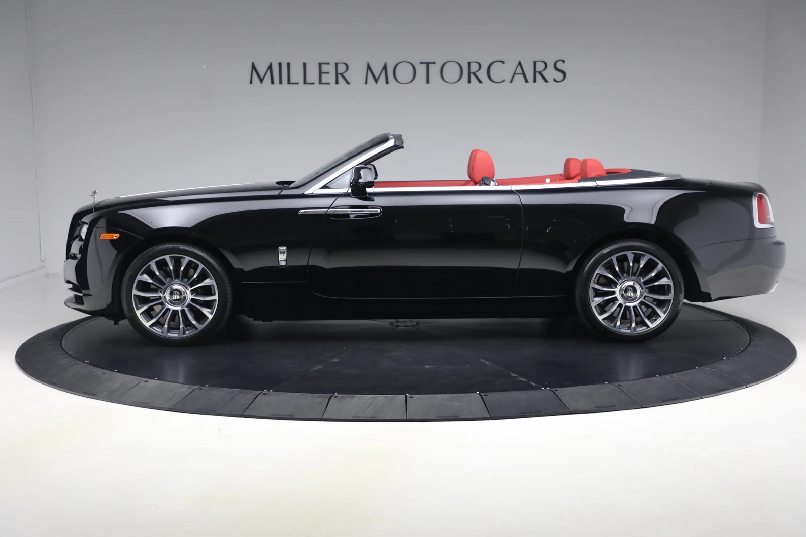 2020 Rolls-Royce Dawn, 3/20