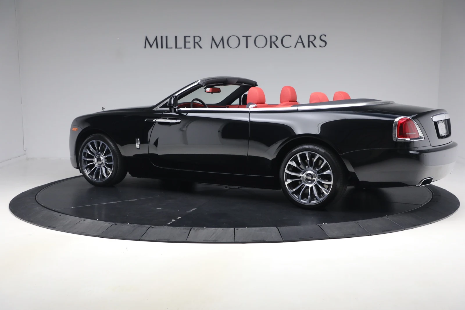 2020 Rolls-Royce Dawn, 6/20