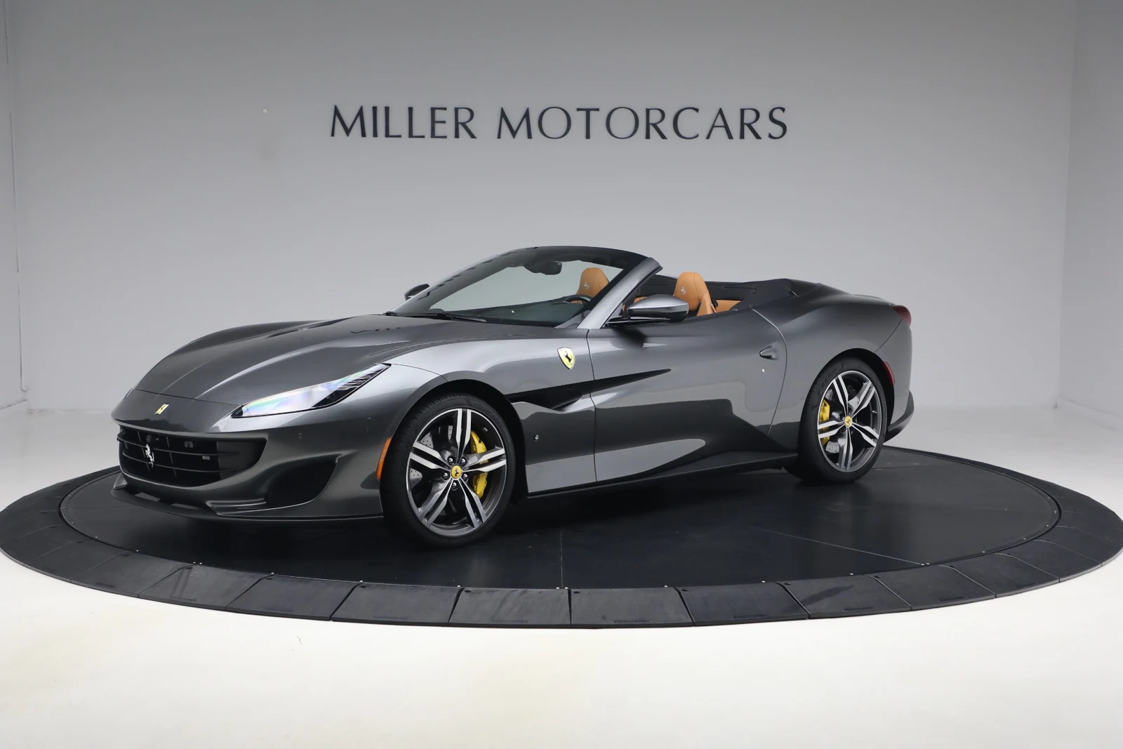 2019 Ferrari Portofino, 2/19