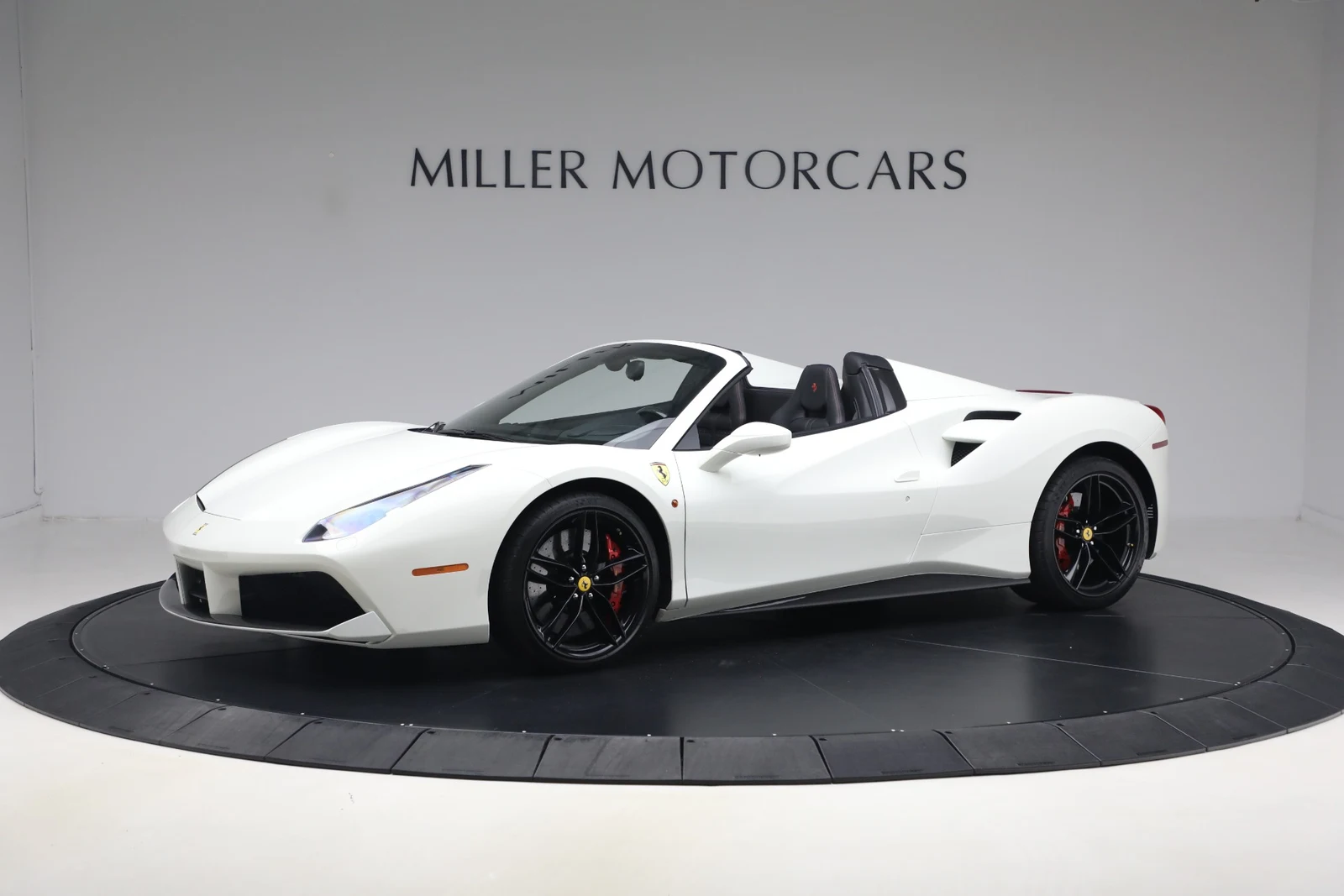 2016 Ferrari 488 Spider, 2/20