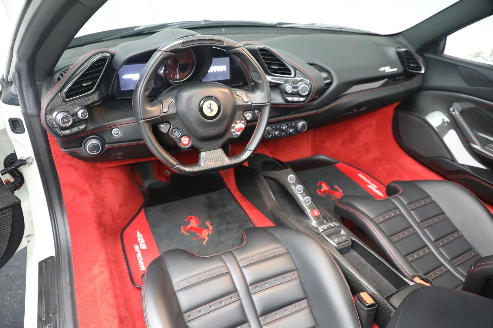2016 Ferrari 488 Spider, 15/20