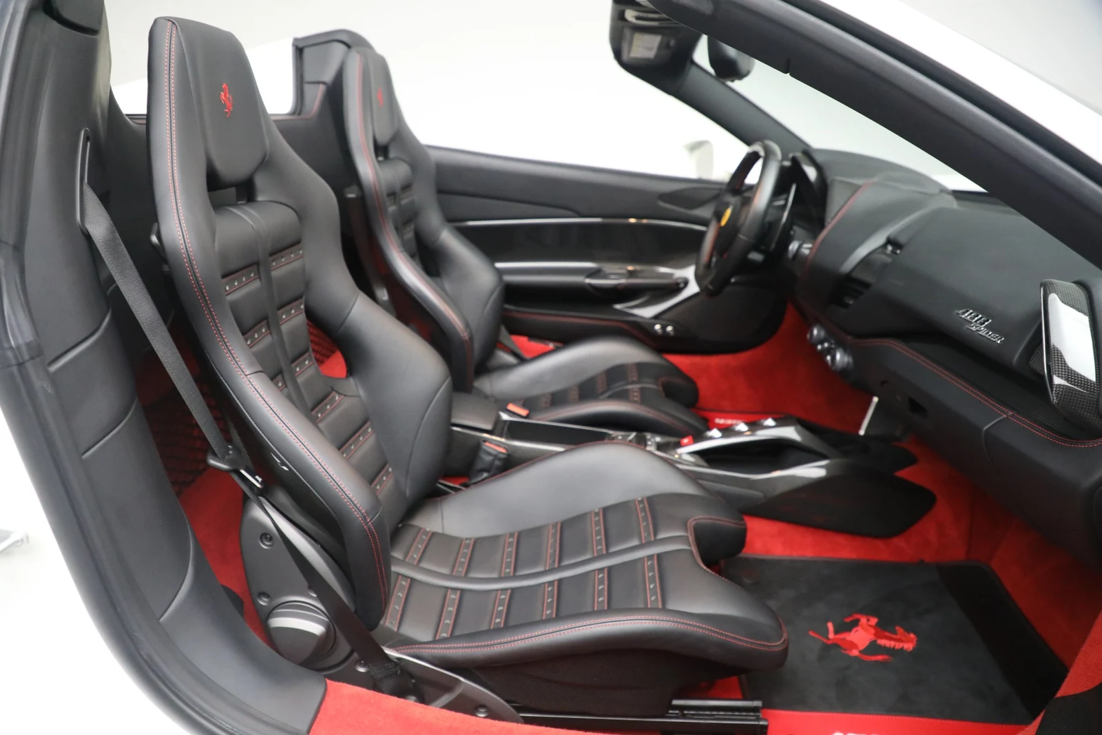 2016 Ferrari 488 Spider, 16/20