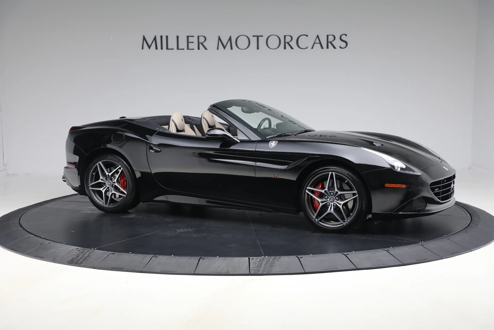 2016 Ferrari California T, 10/19
