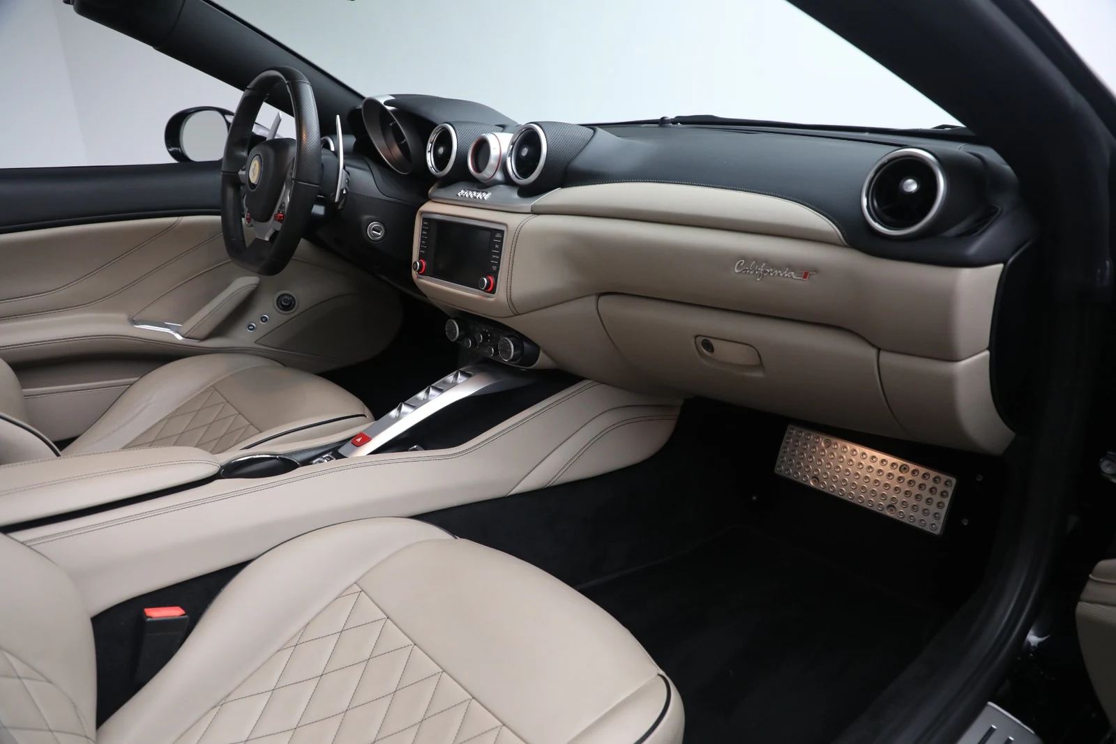 2016 Ferrari California T, 18/19
