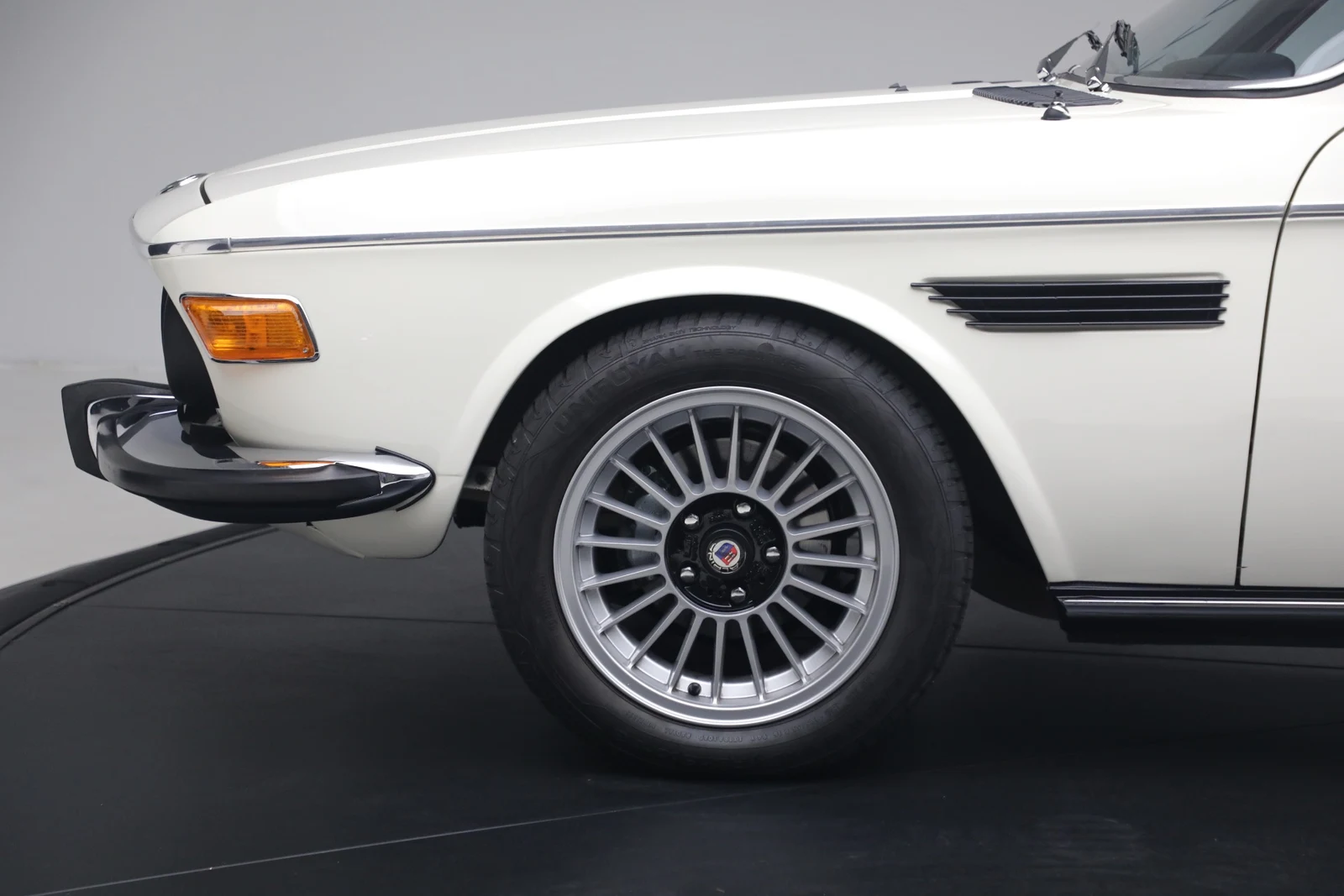 1974 BMW 3.0 CSi, 14/20