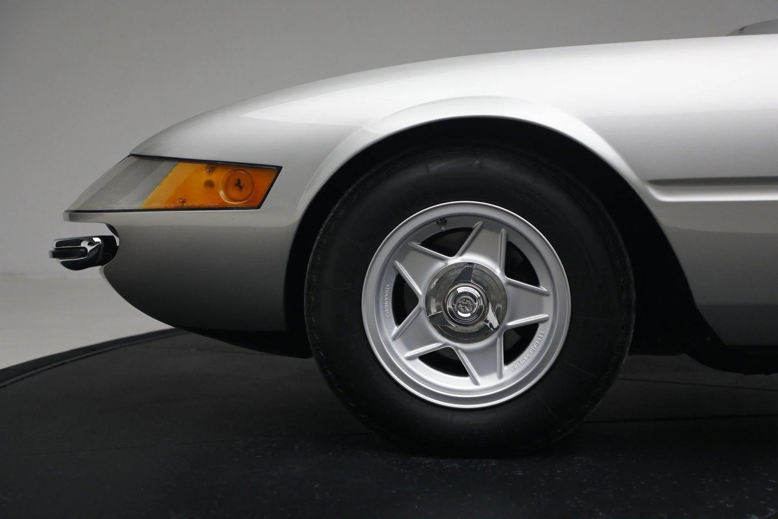 1971 Ferrari 365 GTB/4 Daytona, 14/20