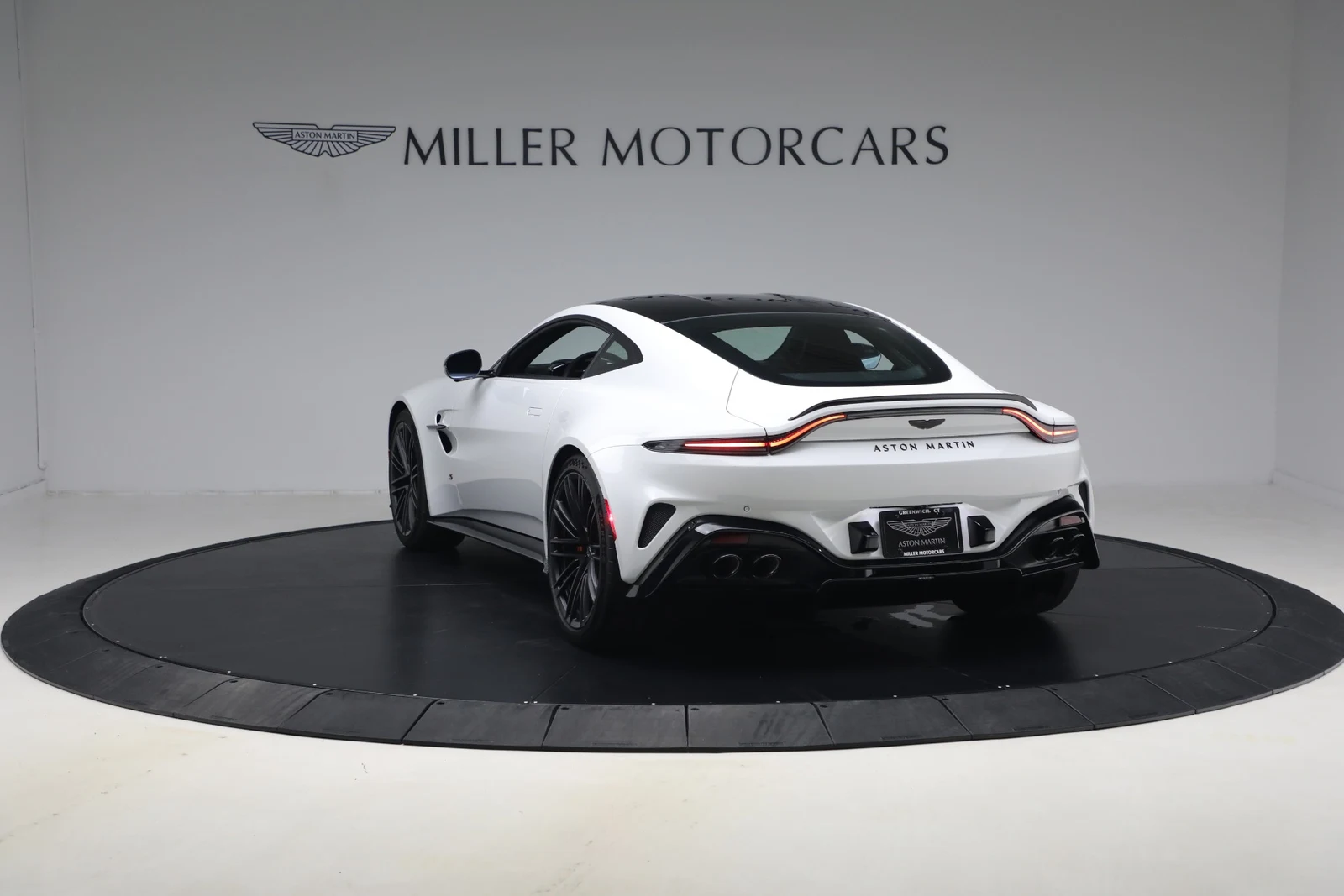 2026 Aston Martin Vantage S (2024 Update), 5/20