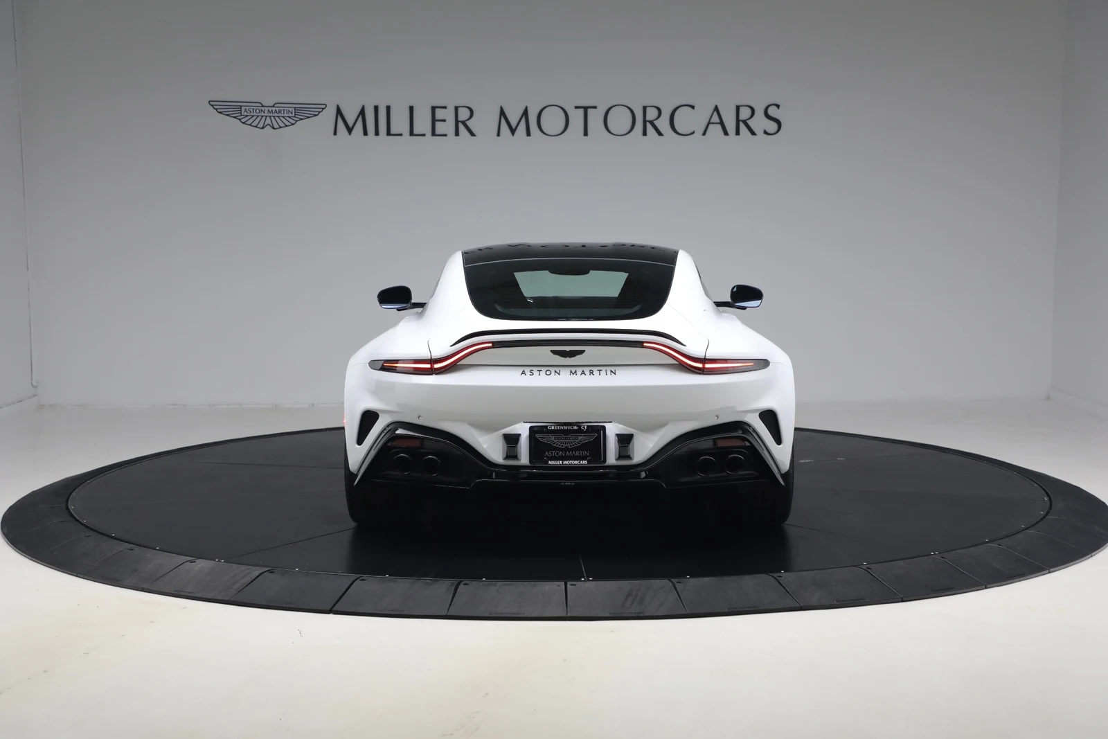 2026 Aston Martin Vantage S (2024 Update), 6/20