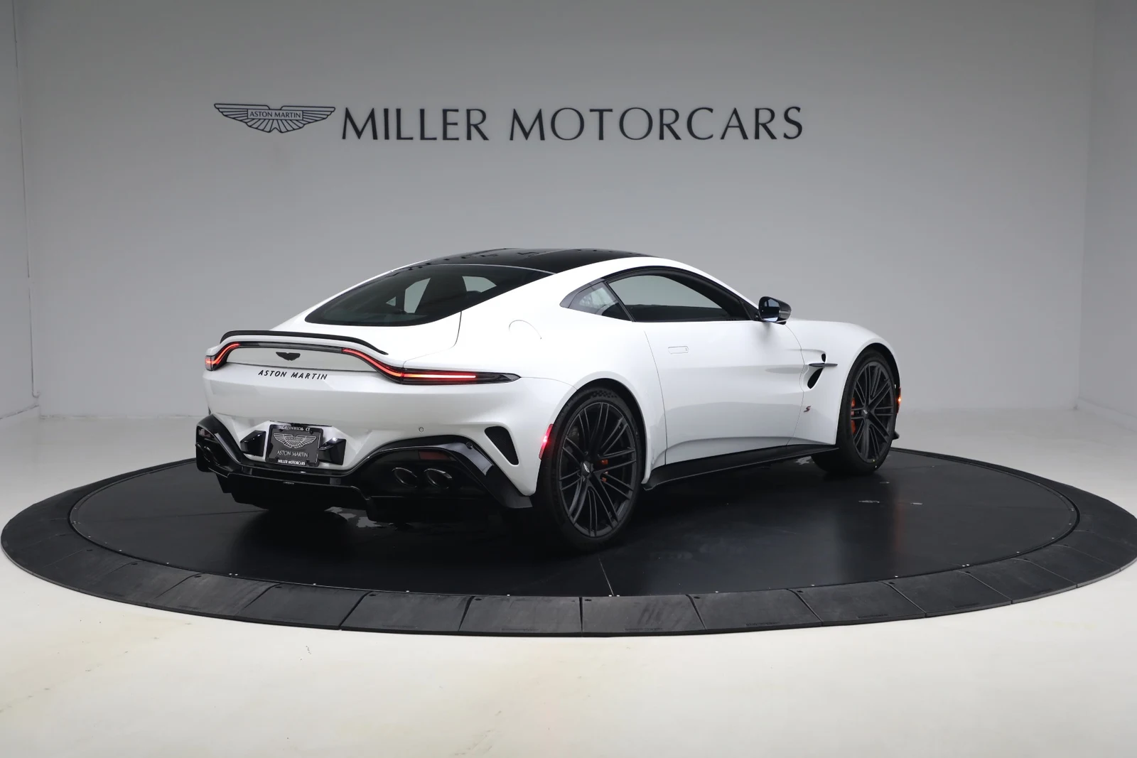 2026 Aston Martin Vantage S (2024 Update), 7/20