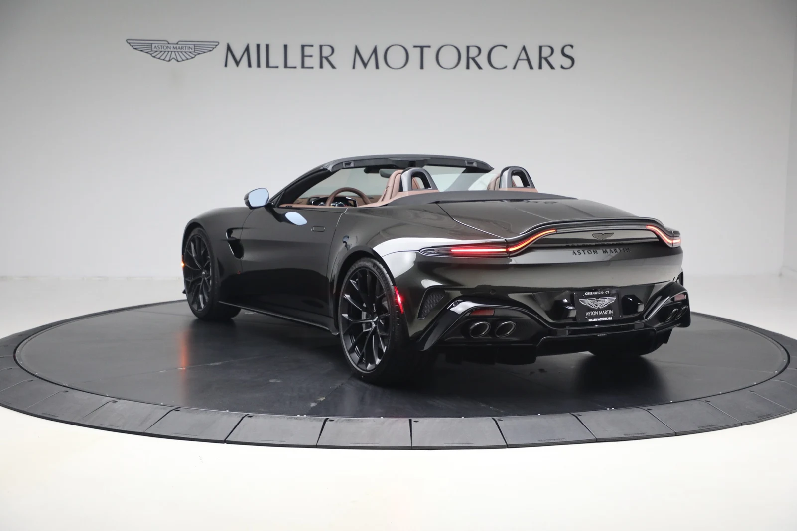 2026 Aston Martin Vantage S Roadster (2024 Update), 5/20