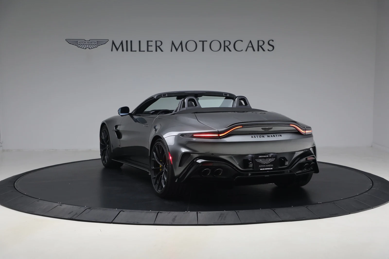 2026 Aston Martin Vantage S Roadster (2024 Update), 5/20