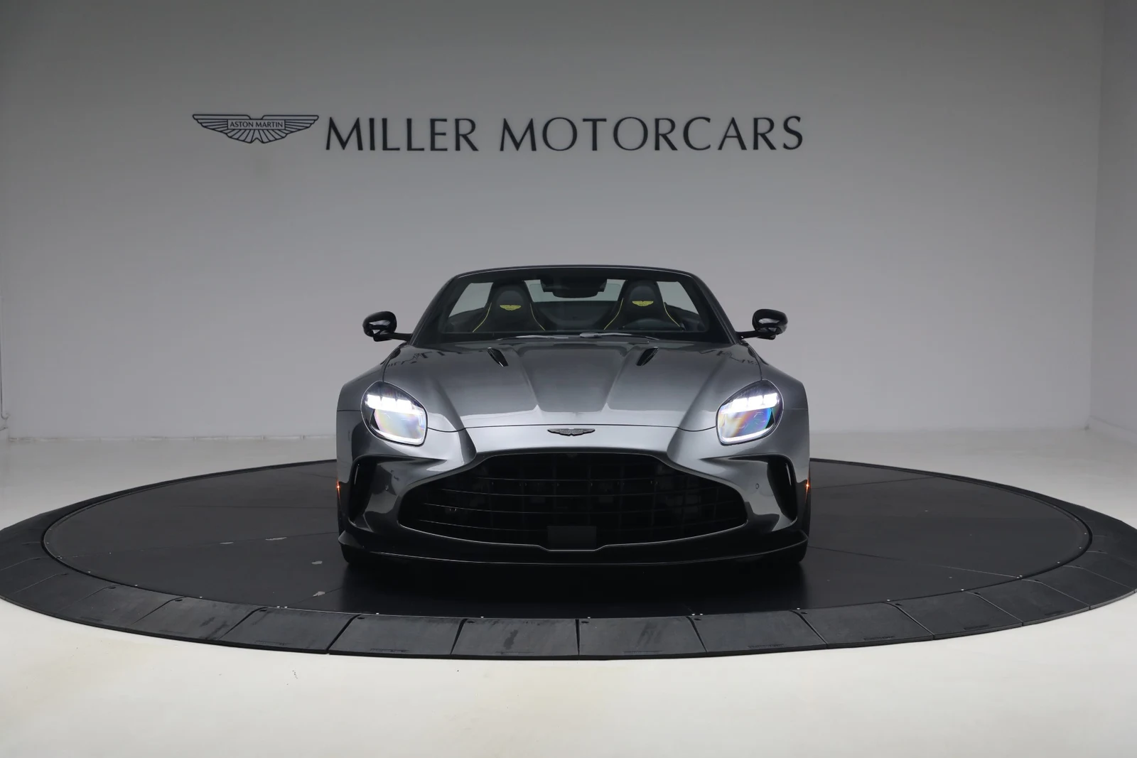 2026 Aston Martin Vantage S Roadster (2024 Update), 12/20