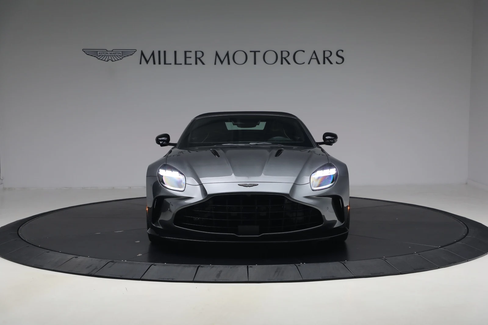 2026 Aston Martin Vantage S Roadster (2024 Update), 13/20