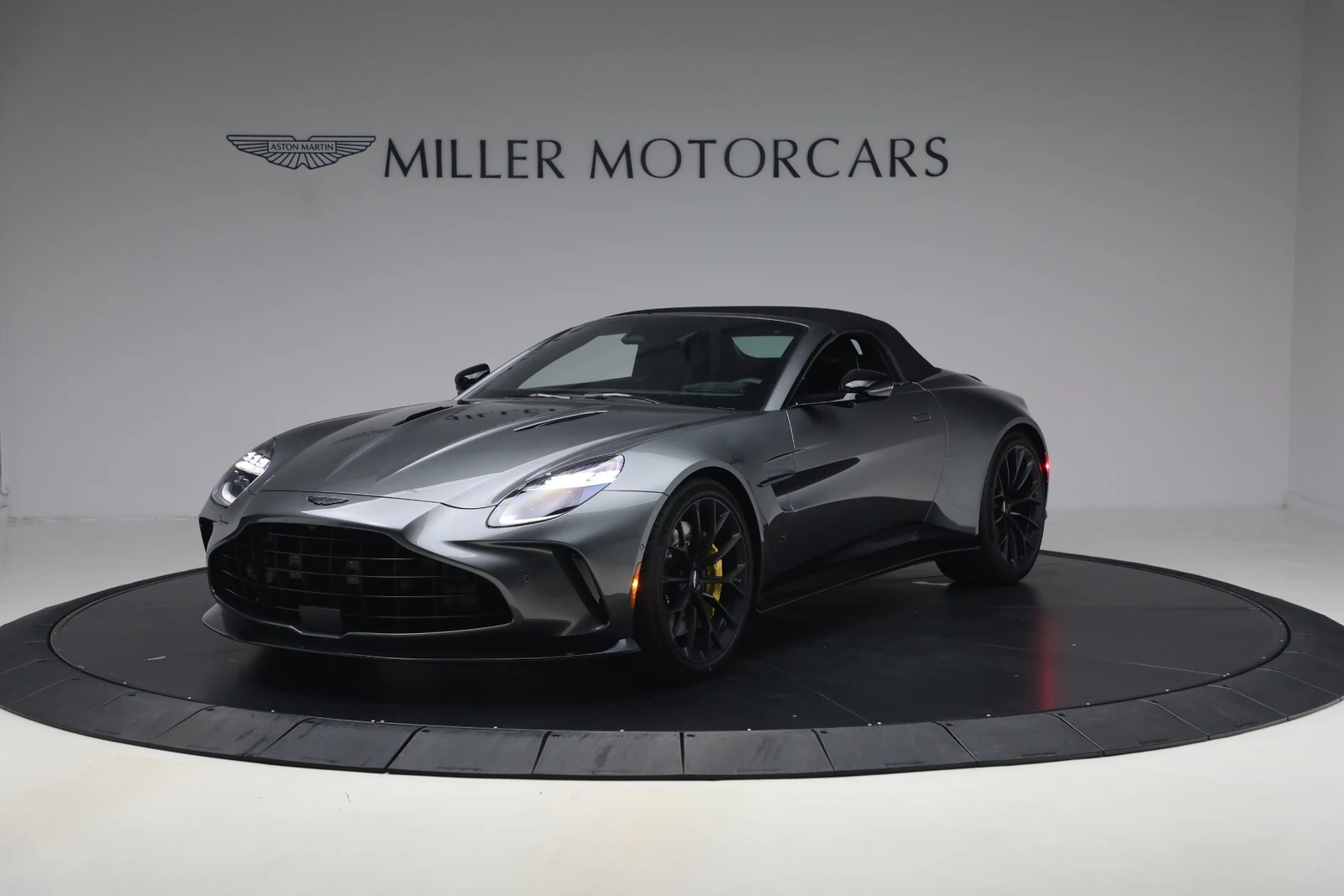 2026 Aston Martin Vantage S Roadster (2024 Update), 14/20