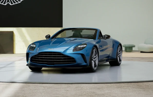 2026 Aston Martin Vantage S Roadster (2024 Update), 2/10