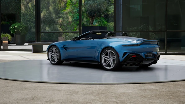 2026 Aston Martin Vantage S Roadster (2024 Update), 4/10