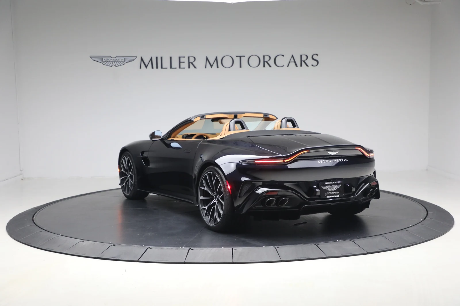 2026 Aston Martin Vantage Roadster (2024 Update), 5/20