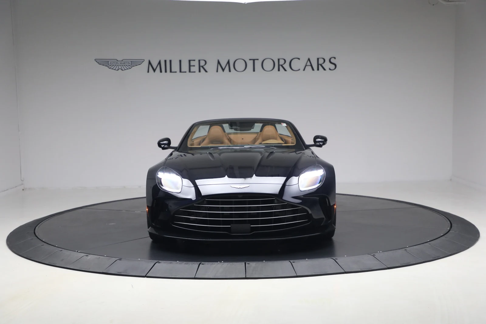 2026 Aston Martin Vantage Roadster (2024 Update), 12/20
