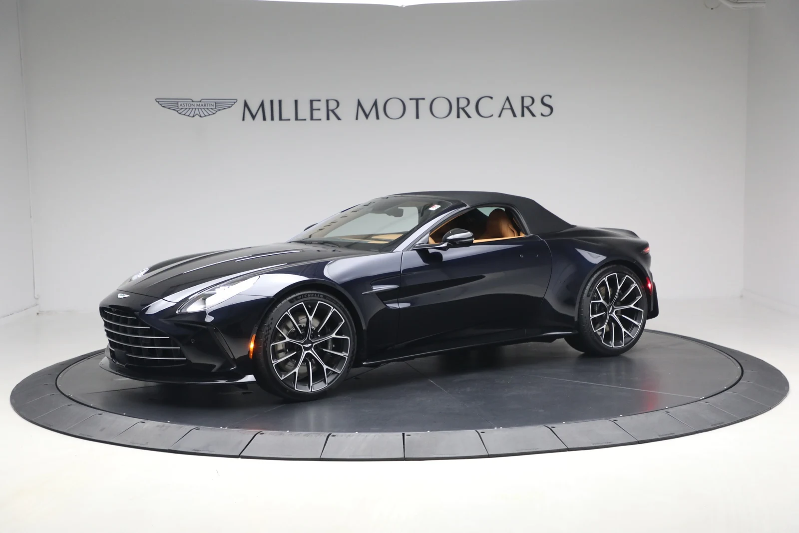2026 Aston Martin Vantage Roadster (2024 Update), 14/20